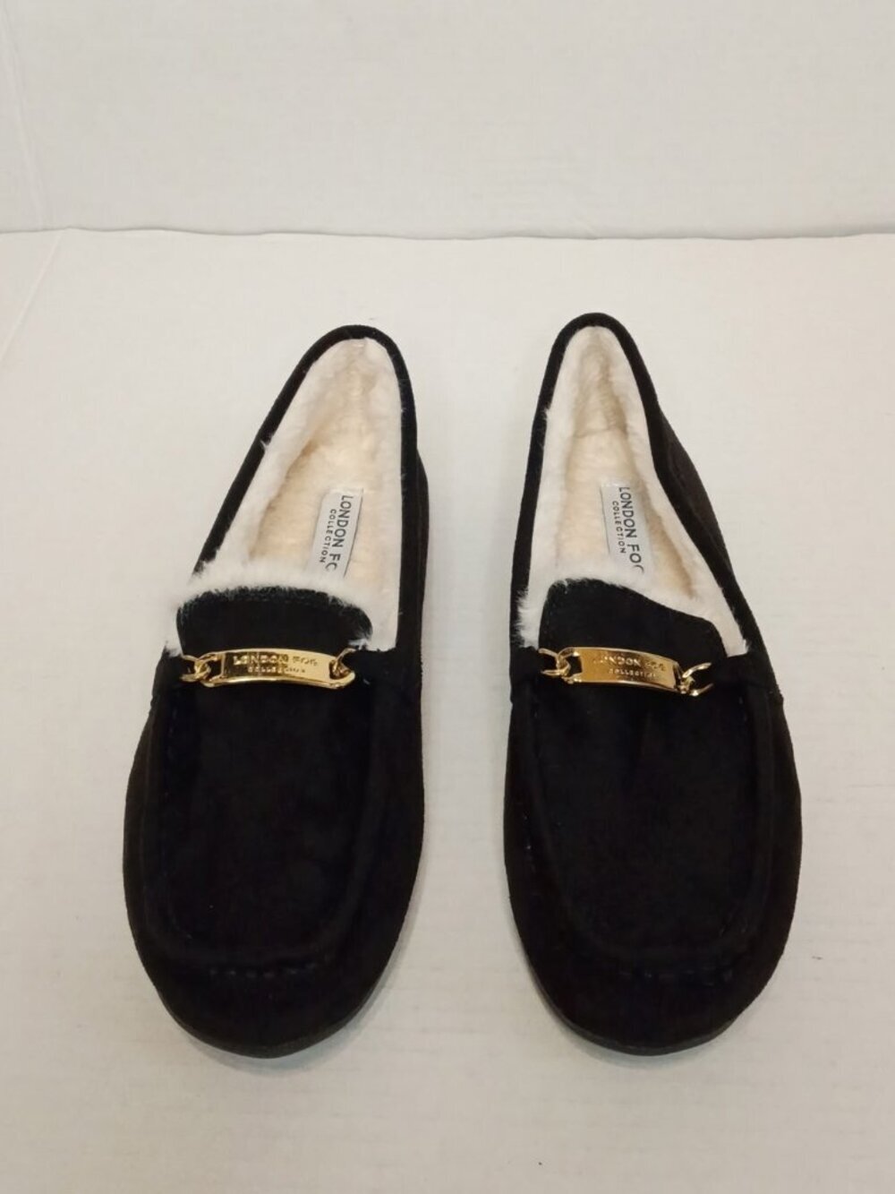 London Fog Lisa Black Faux Fur Moccasin Slippers Women’s 11W / Wide Width